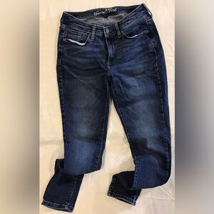 Universal Thread women’s curvy skinny jeans